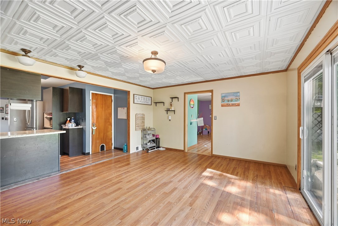 304 Howland Wilson Road NE Warren OH 44484