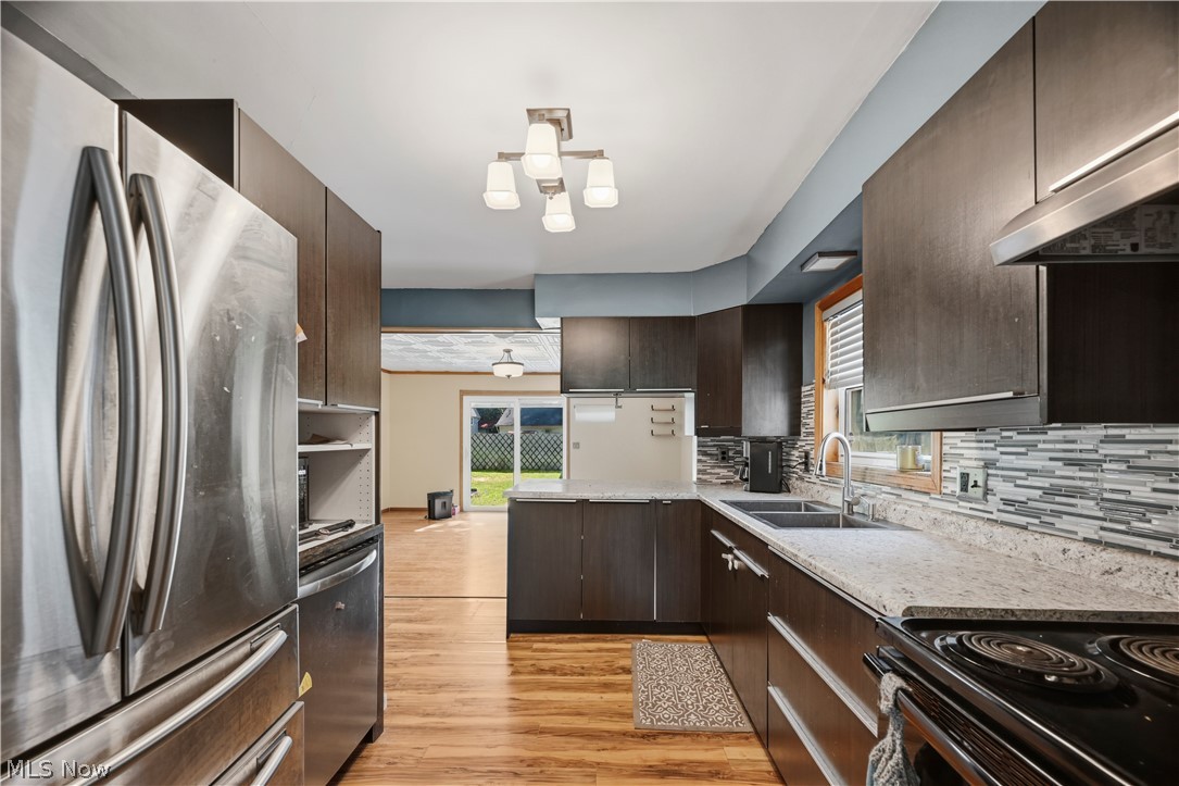 304 Howland Wilson Road NE Warren OH 44484