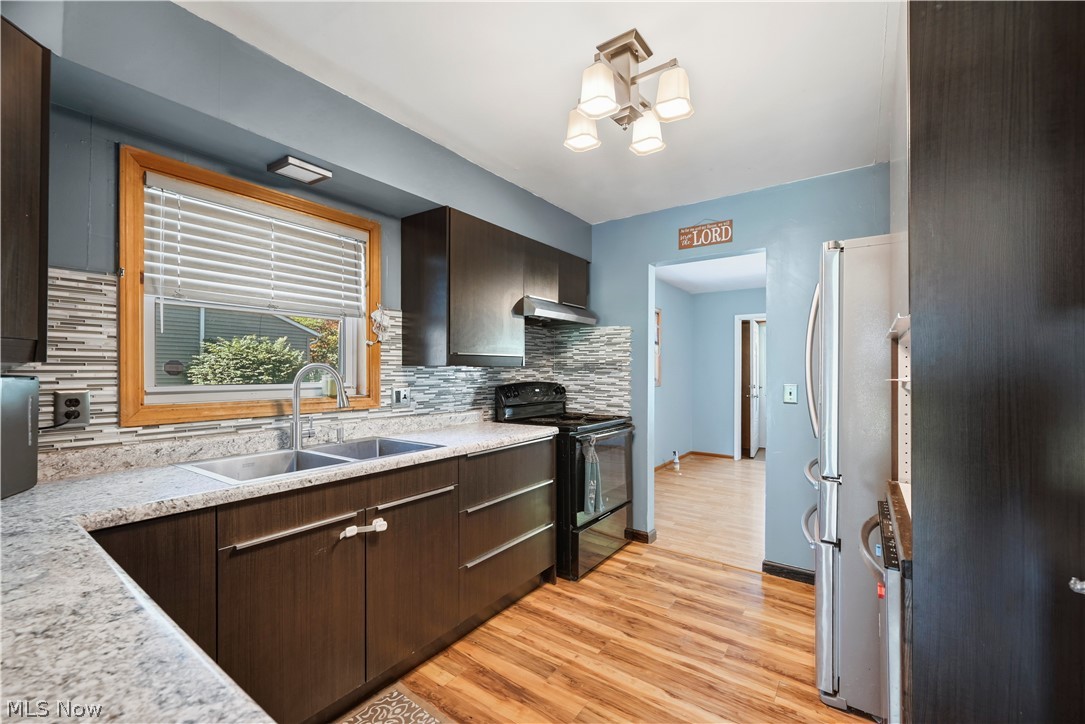 304 Howland Wilson Road NE Warren OH 44484
