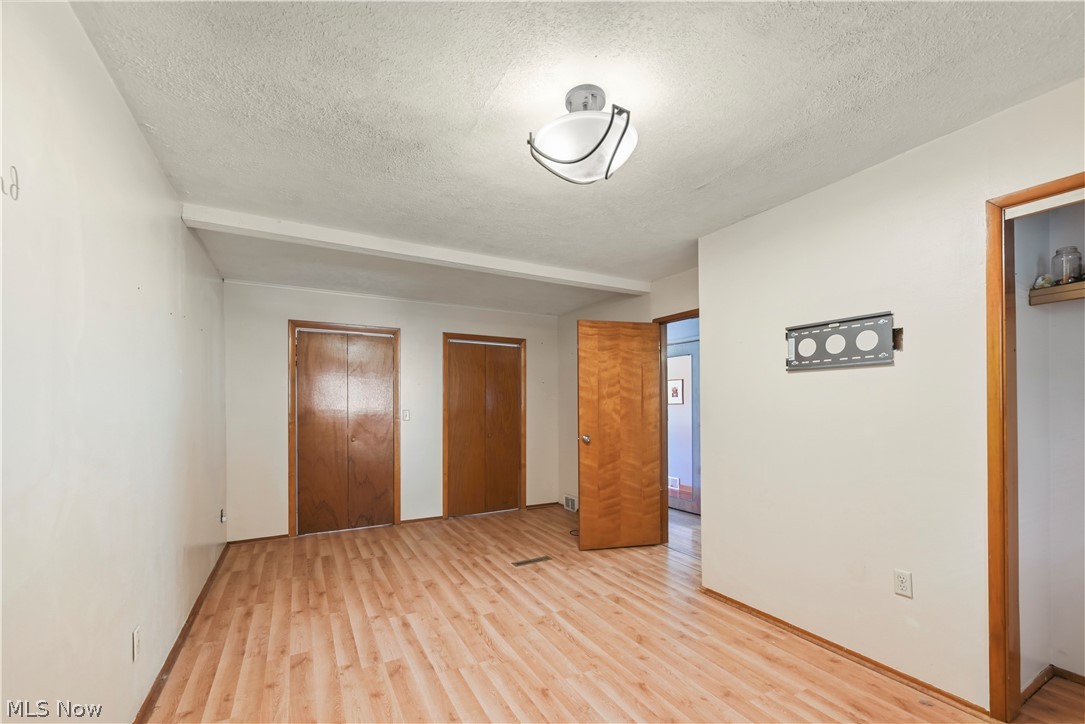 304 Howland Wilson Road NE Warren OH 44484