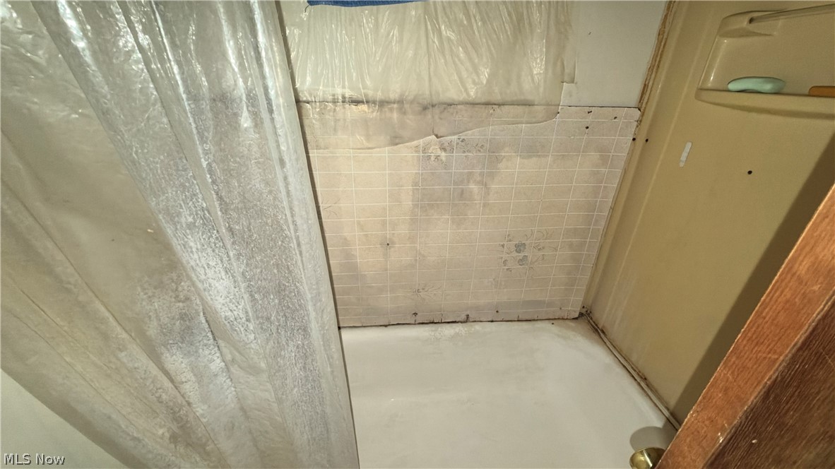 643 E 107th Street Cleveland OH 44108