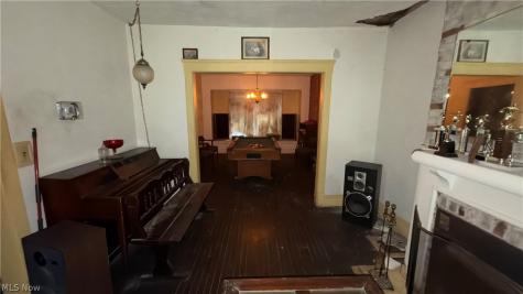 643 E 107th Street Cleveland OH 44108
