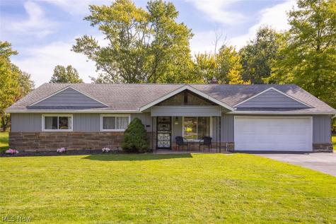413 Harris Road Richmond Heights OH 44143