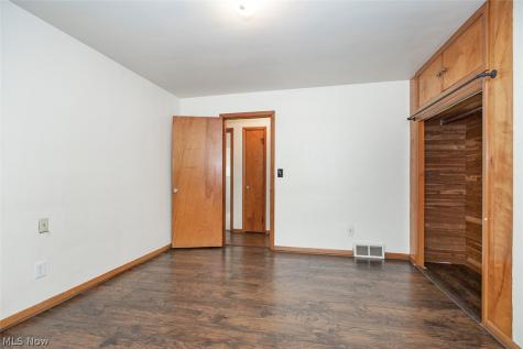 413 Harris Road Richmond Heights OH 44143
