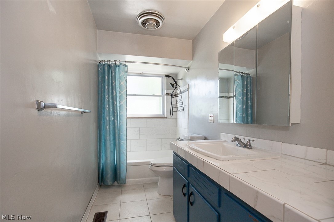 413 Harris Road Richmond Heights OH 44143
