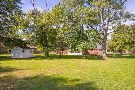 413 Harris Road Richmond Heights OH 44143
