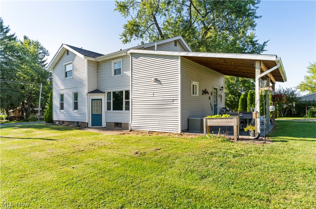 2852 North Park Ave Extension Warren OH 44481