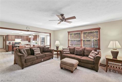 970 Scenic Lane Seven Hills OH 44131