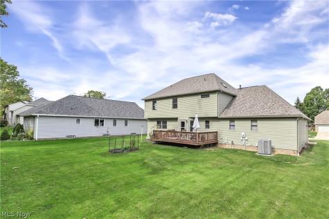 970 Scenic Lane Seven Hills OH 44131