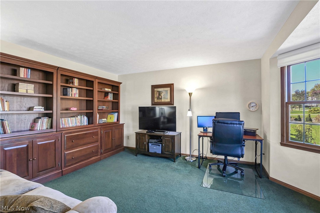970 Scenic Lane Seven Hills OH 44131