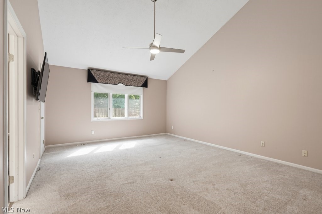 28653 Estates Court Solon OH 44139