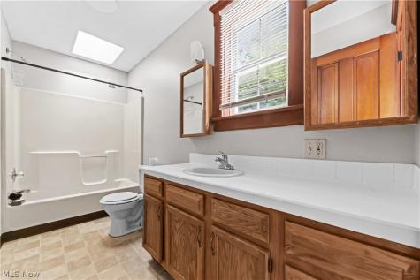 690 Upson Street Akron OH 44305