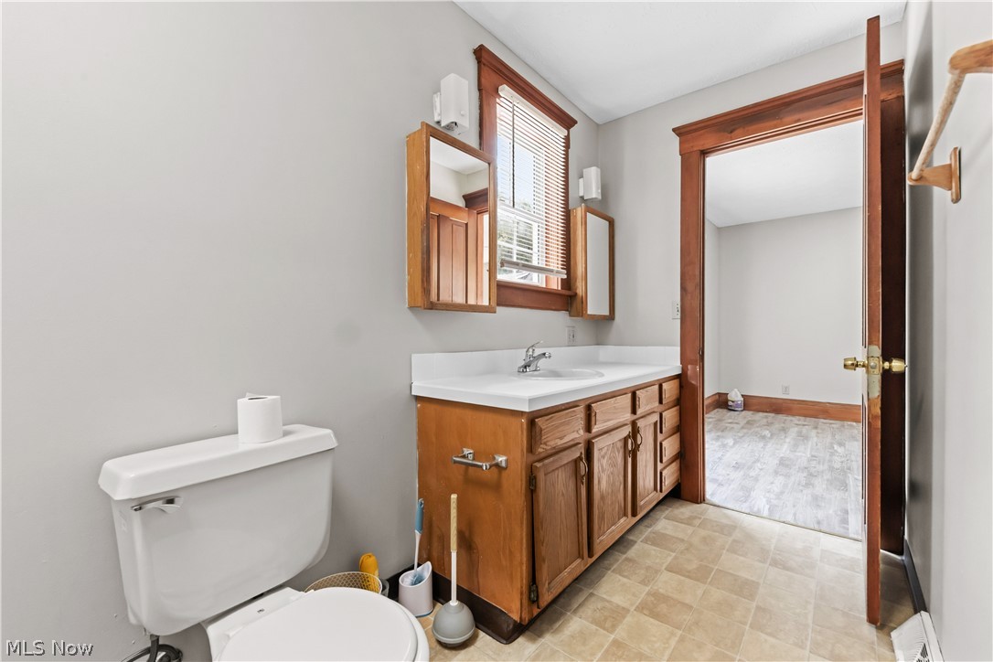 690 Upson Street Akron OH 44305