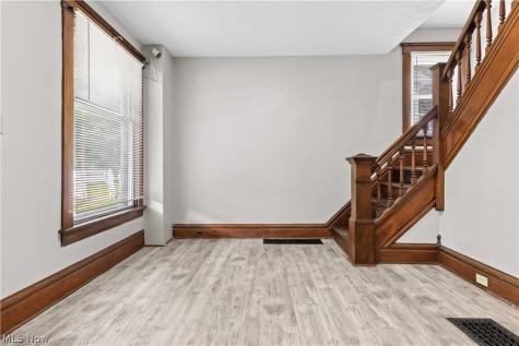 690 Upson Street Akron OH 44305