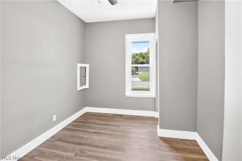 3527 Clifton Avenue Lorain OH 44055