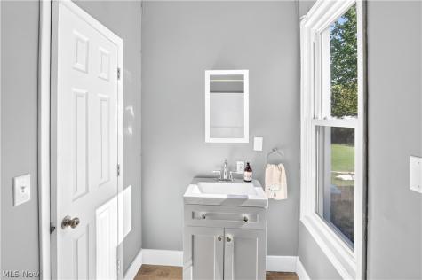 3527 Clifton Avenue Lorain OH 44055