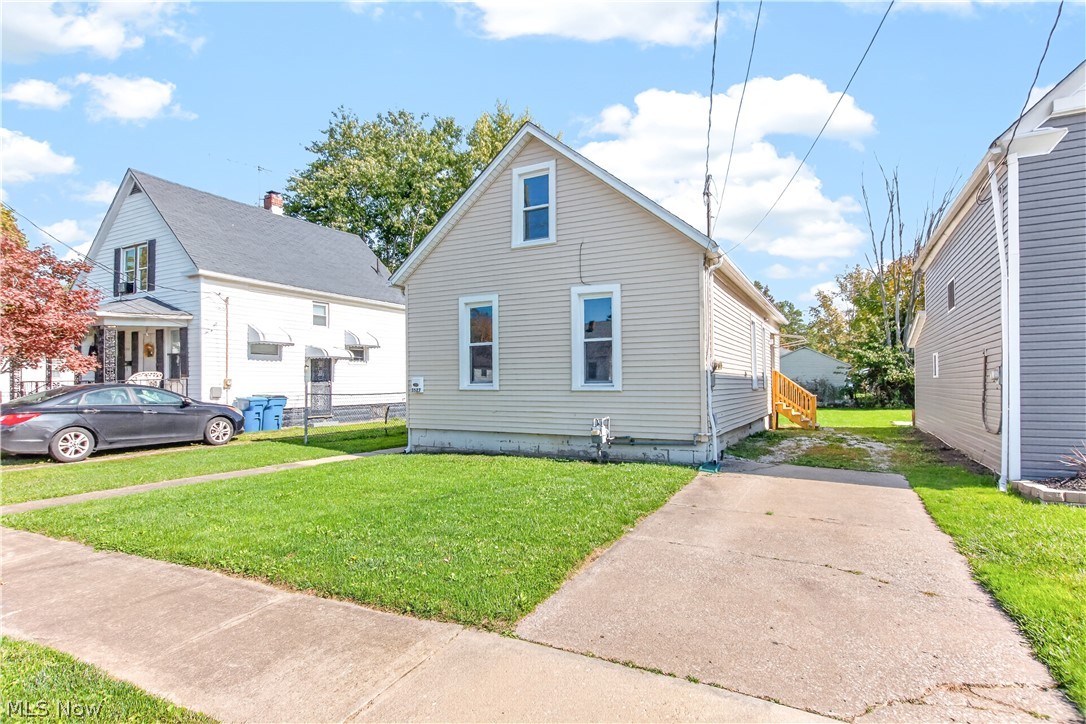 3527 Clifton Avenue Lorain OH 44055