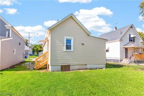3527 Clifton Avenue Lorain OH 44055