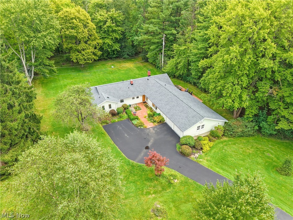 22 Ridgecrest Drive Chagrin Falls OH 44022