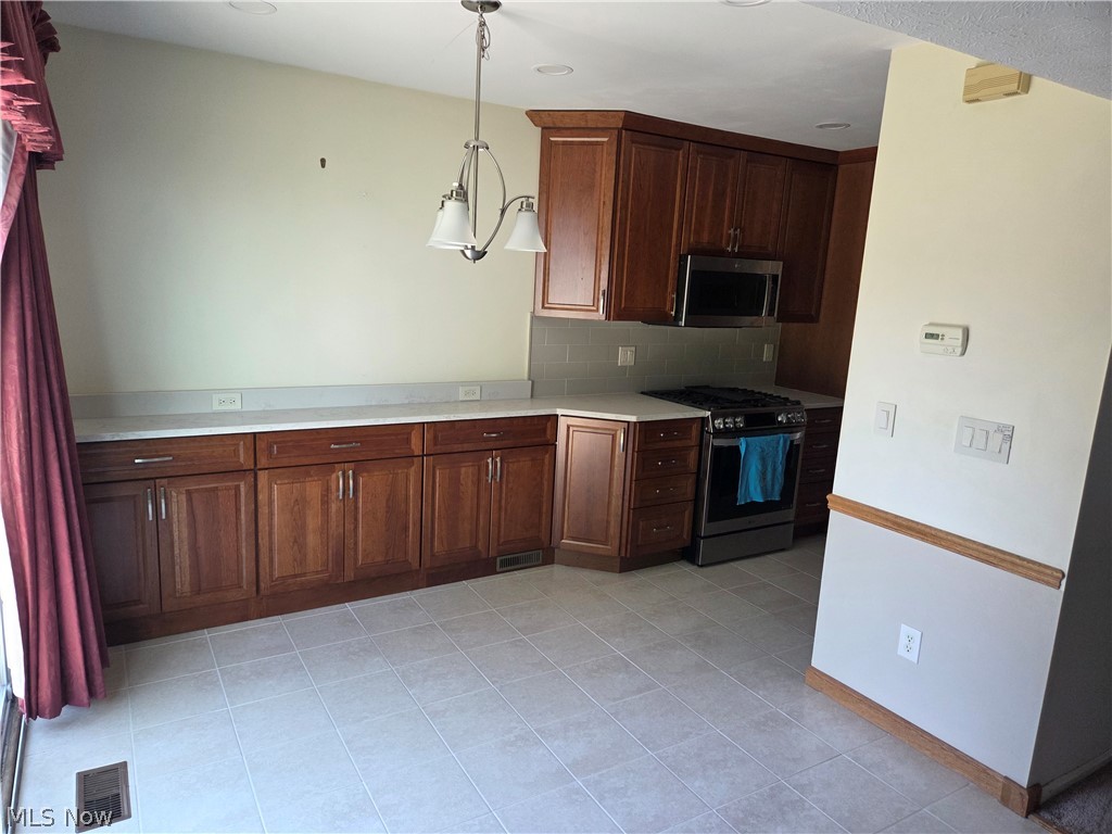 9842 Brittany Court Mentor OH 44060