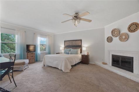 176 N Hayden Hudson OH 44236