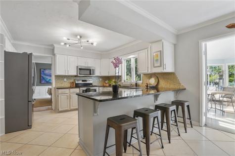 176 N Hayden Hudson OH 44236