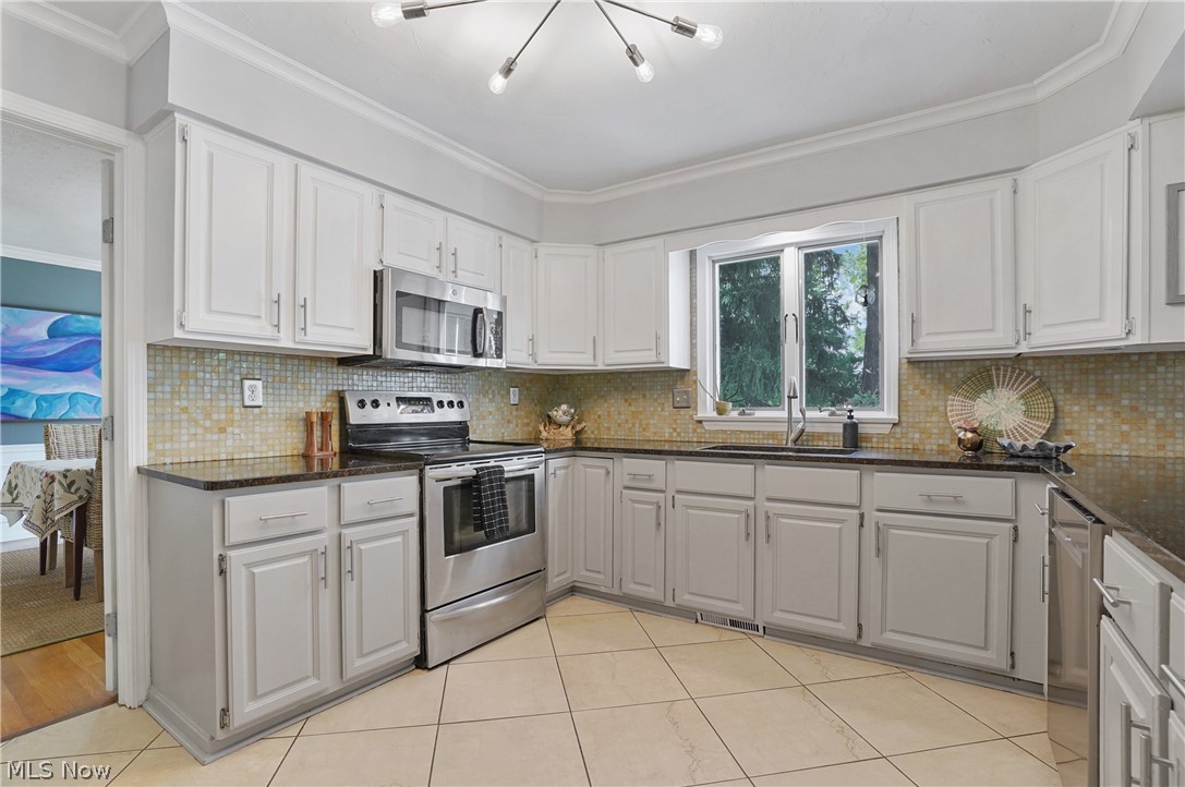 176 N Hayden Hudson OH 44236