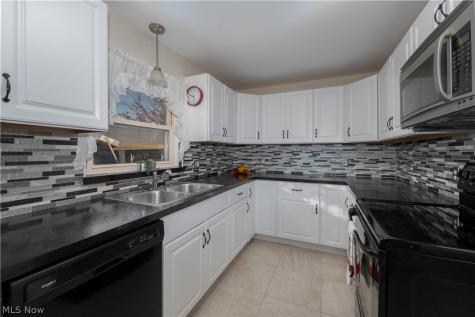 1246 Valleyview Avenue SW Canton OH 44710