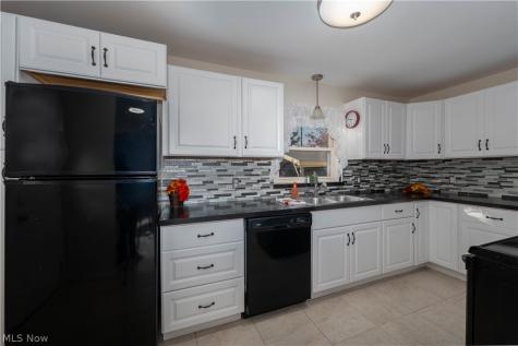 1246 Valleyview Avenue SW Canton OH 44710