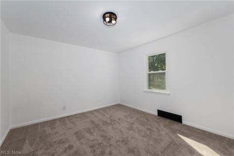11829 Marlboro Avenue NE Alliance OH 44601