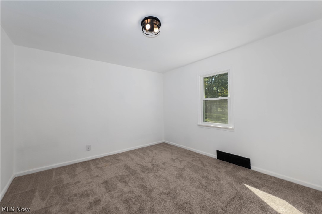 11829 Marlboro Avenue NE Alliance OH 44601