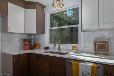 11829 Marlboro Avenue NE Alliance OH 44601