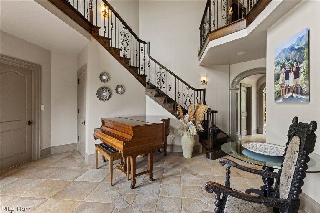255 Cara Place Wintersville OH 43953