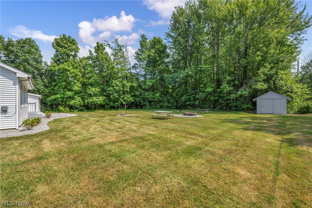 6940 Lake Rd W Ashtabula OH 44004