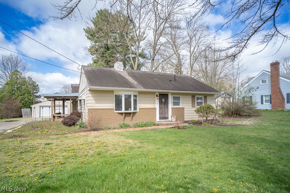 848 Schocalog Road Akron OH 44320