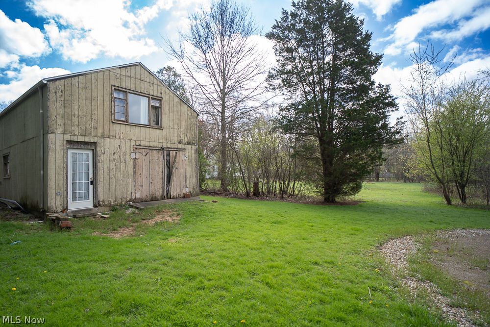 848 Schocalog Road Akron OH 44320