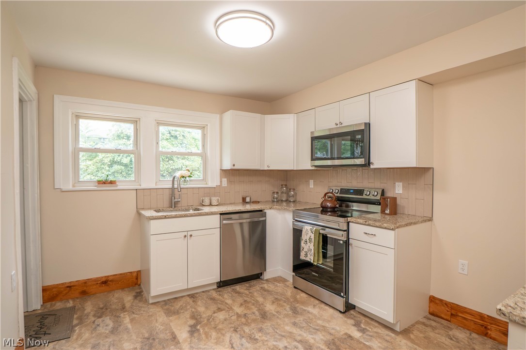 785 Chenoweth Extension Akron OH 44319