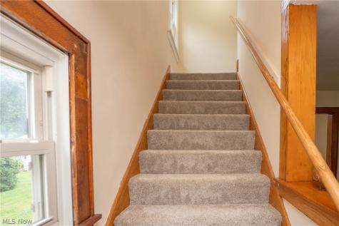 785 Chenoweth Extension Akron OH 44319