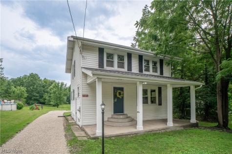 785 Chenoweth Extension Akron OH 44319