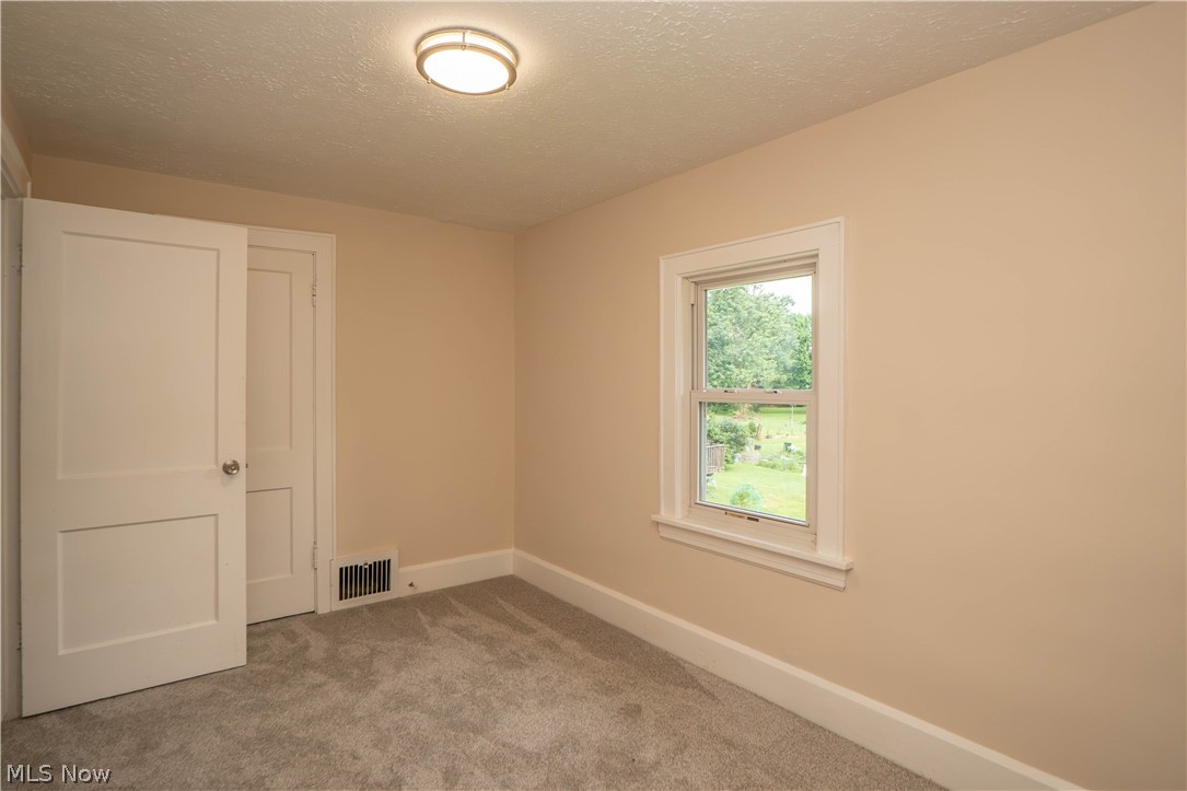 785 Chenoweth Extension Akron OH 44319