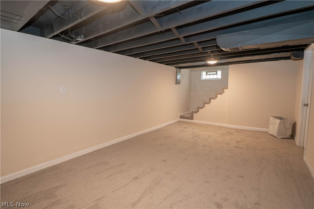 785 Chenoweth Extension Akron OH 44319