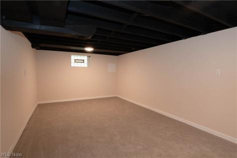 785 Chenoweth Extension Akron OH 44319