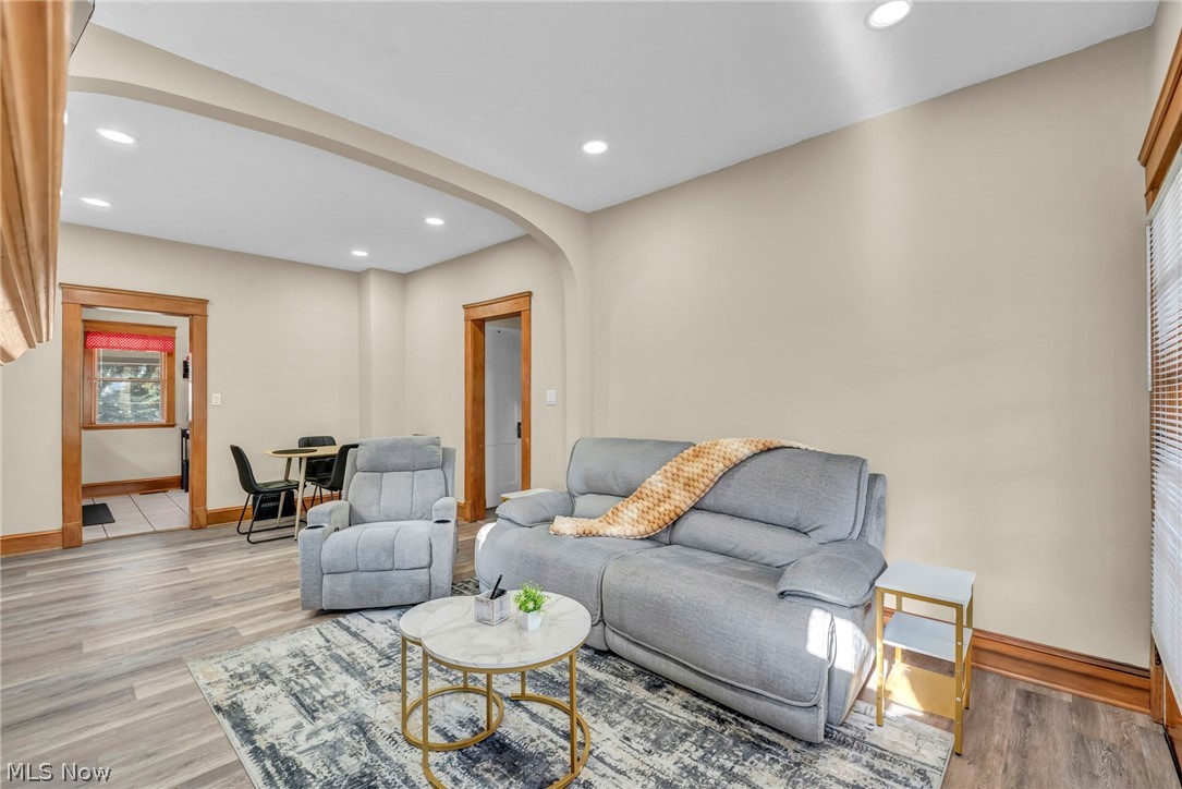 10823 Plymouth Avenue Cleveland OH 44125