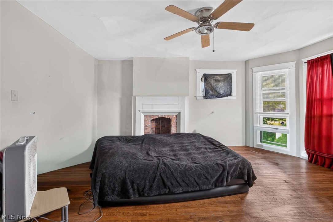 1901 Wadena Street East Cleveland OH 44112