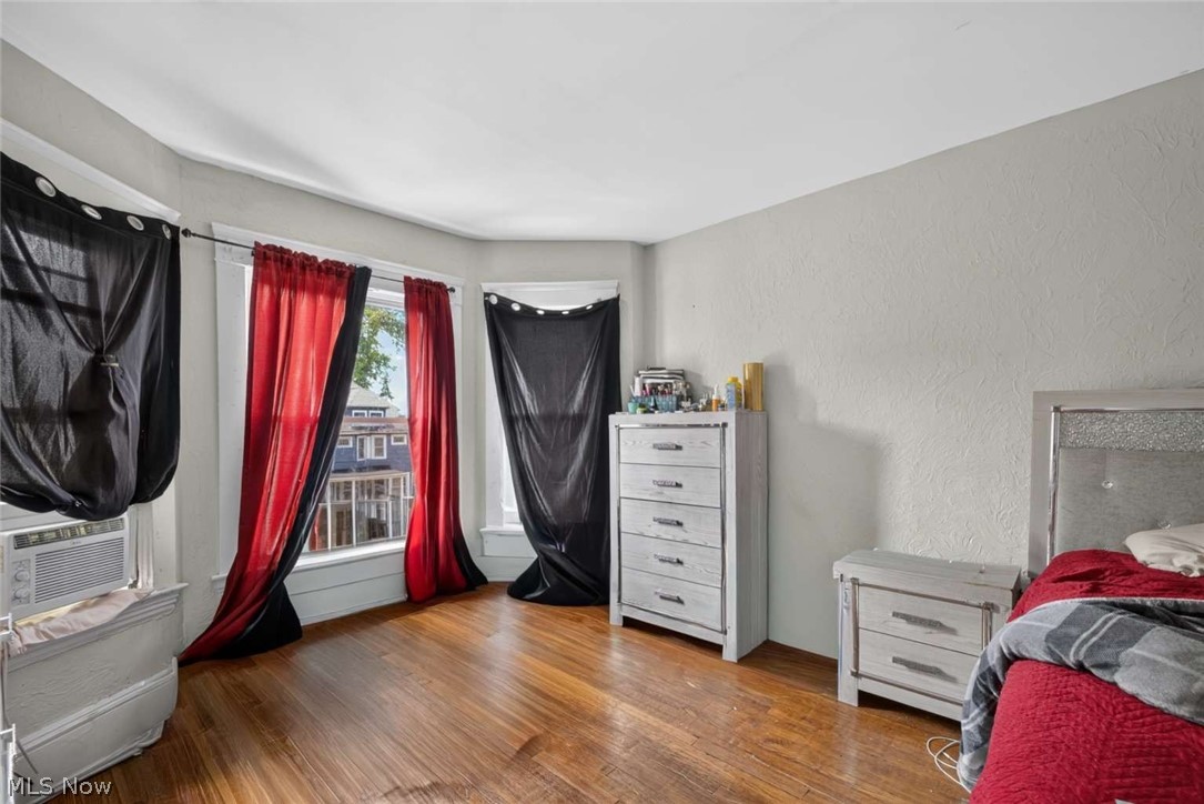1901 Wadena Street East Cleveland OH 44112