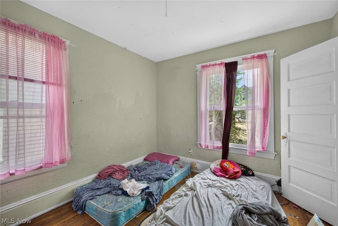 1901 Wadena Street East Cleveland OH 44112