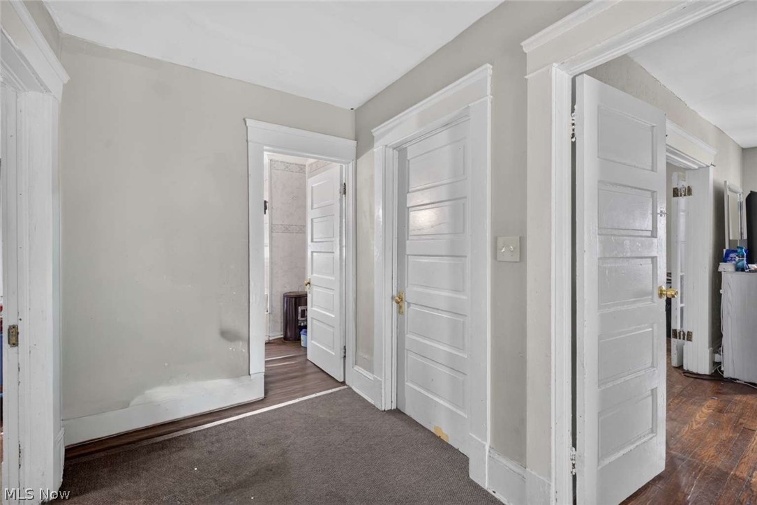 1901 Wadena Street East Cleveland OH 44112