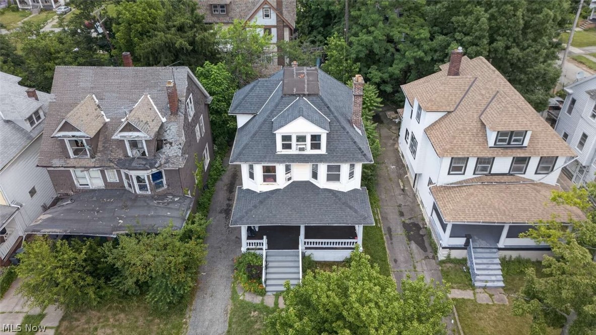1901 Wadena Street East Cleveland OH 44112