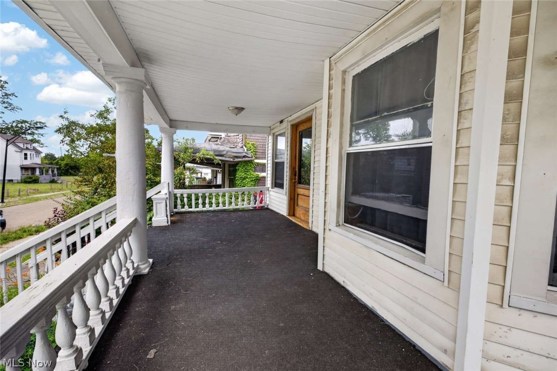 1901 Wadena Street East Cleveland OH 44112