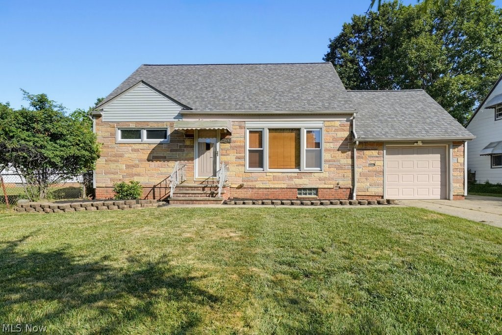 23881 Puritan Avenue Euclid OH 44123
